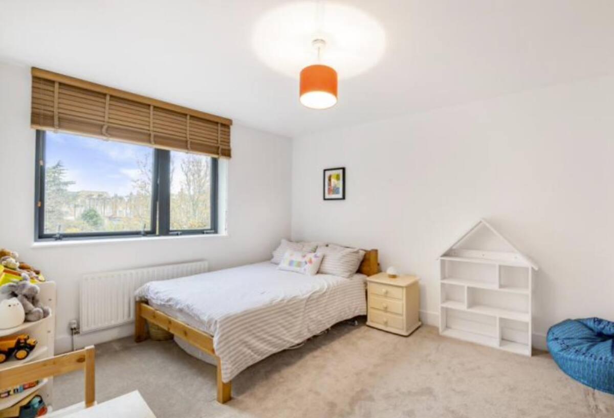 Spacious, Bright And Modern Flat In Holloway London Kültér fotó