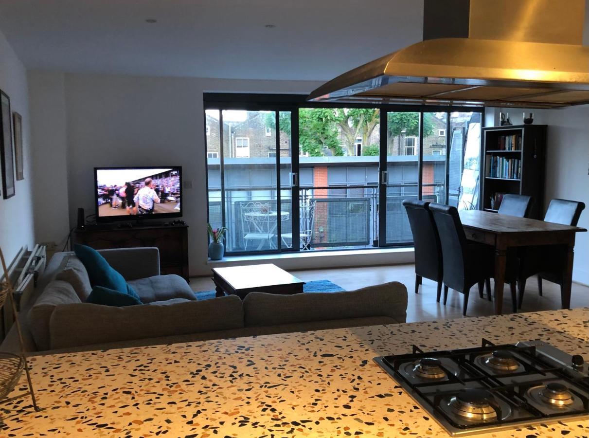 Spacious, Bright And Modern Flat In Holloway London Kültér fotó